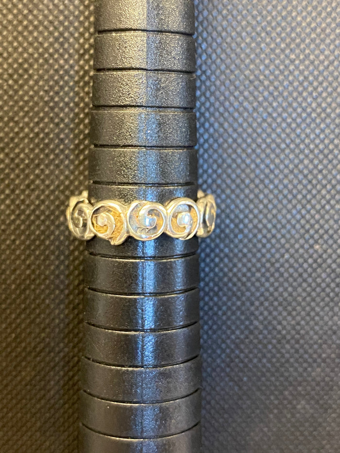 925 STERLING SILVER RING- small wave design
