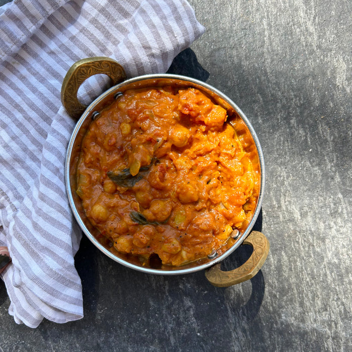Til's Veggie Curry (Serves 2) | The Good Farm Shop