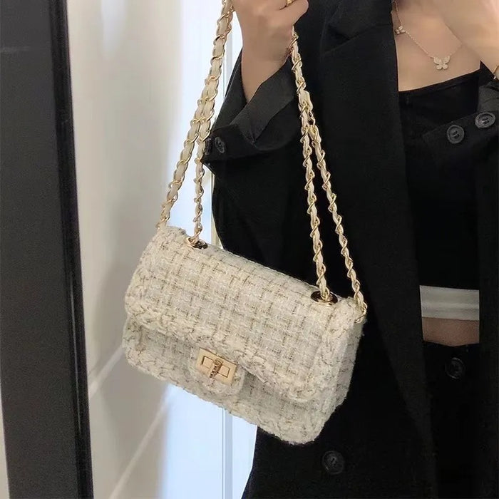CL1501 - Woolen Chain Small Square Bag