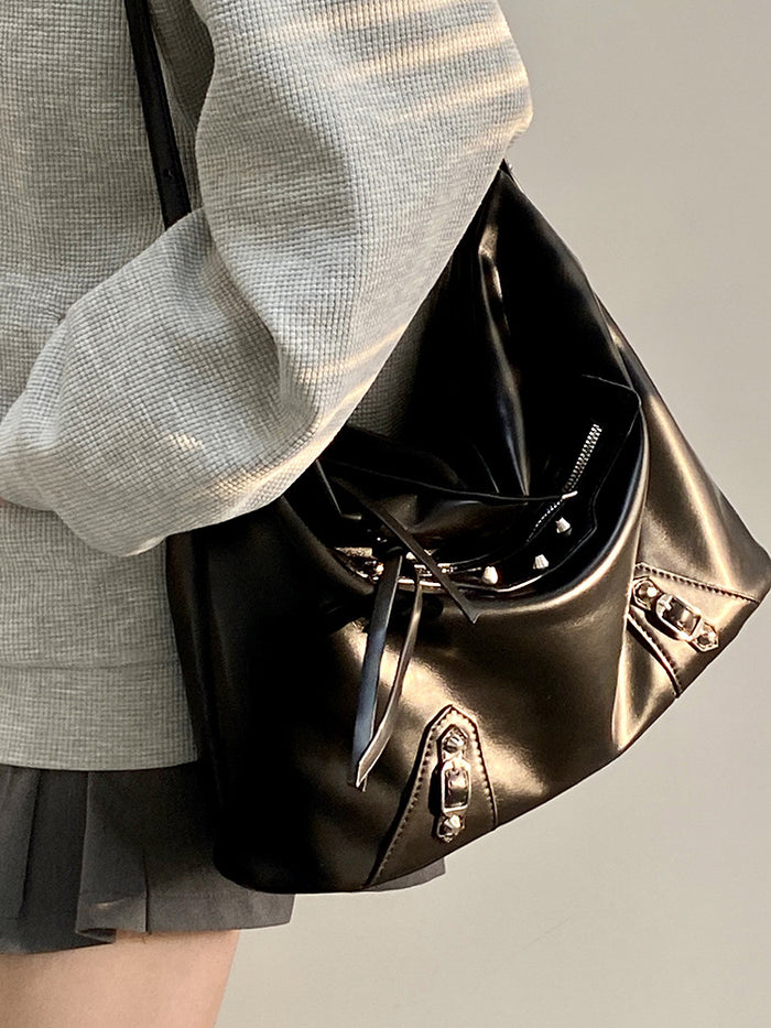CL1516 - Retro Punk Crossbody Bag