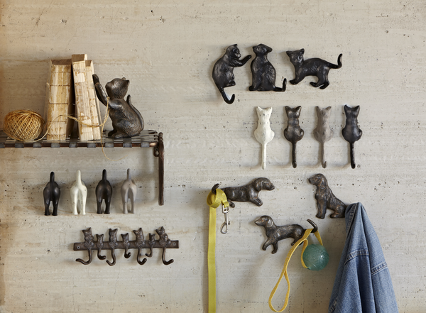 DOG TAIL Wall Hook Asst. Cast Iron