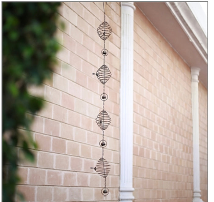 LONG BEE WIND DECOR by SPI Home
