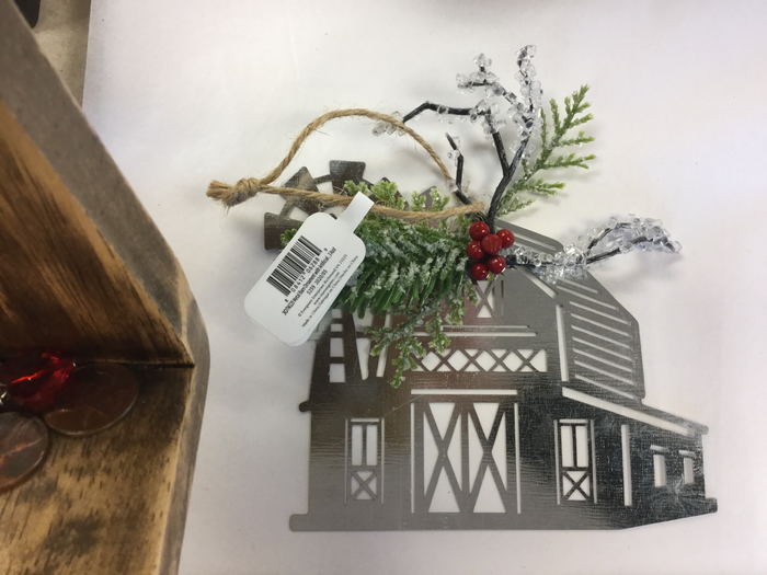 METAL BARN - Ornament