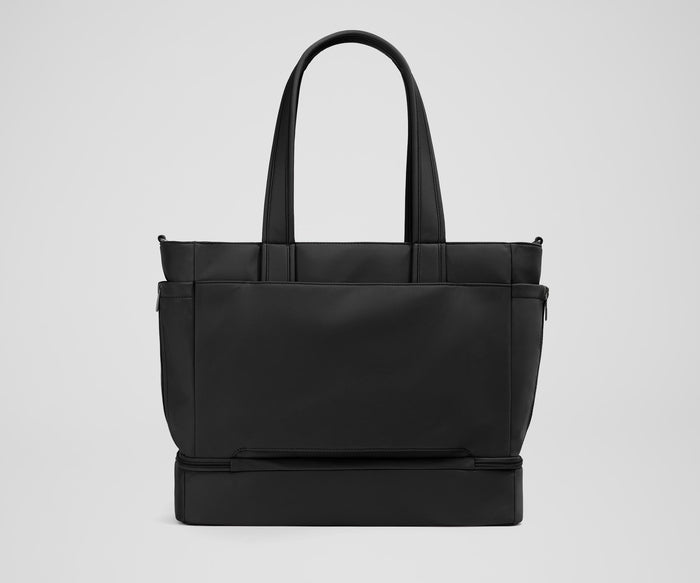 Back view of the Double Diaper Tote showing the trolley sleeve