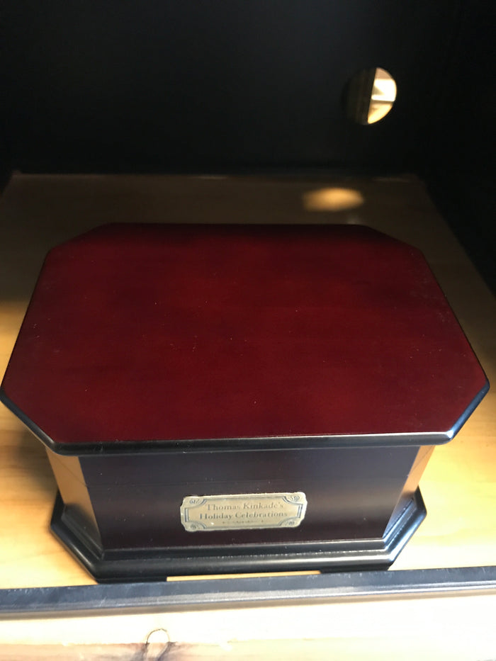 Thomas Kinkade Holiday Celebrations Music Box
