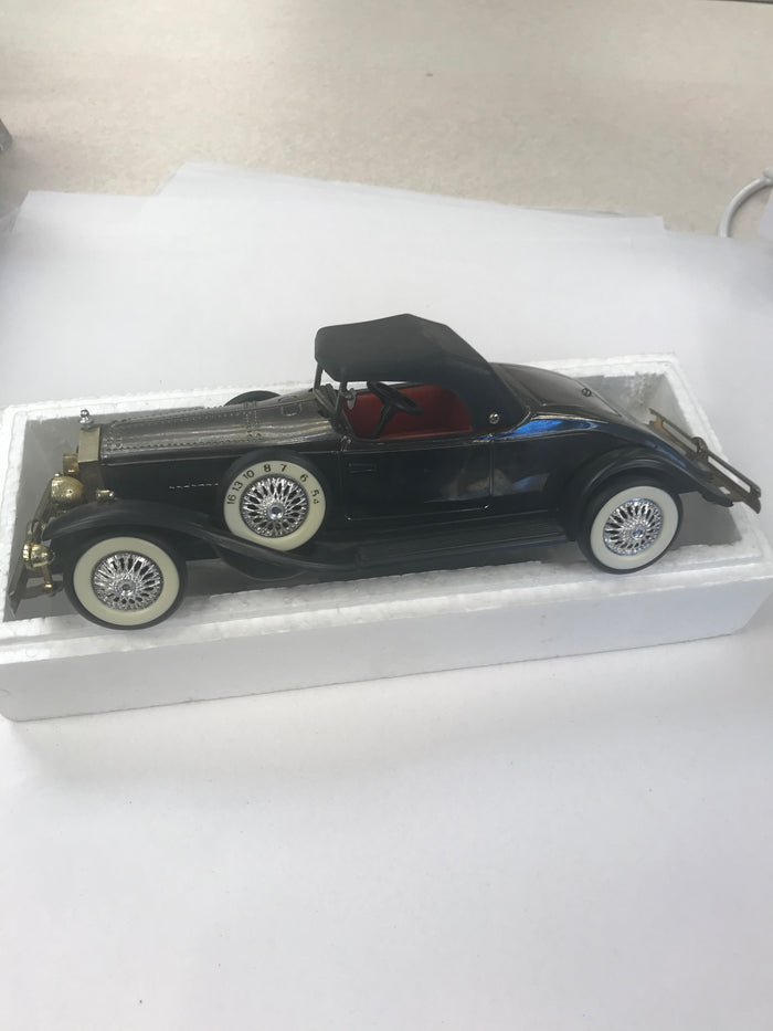 Vintage Rolls Royce AM Radio